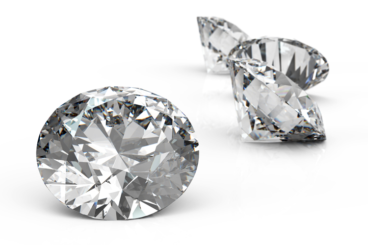 Four Cs of Diamonds: cut, clarity, color, and carat | Photo: Shutterstock