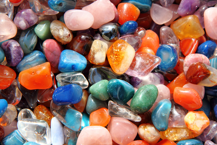Birthstones: our birth month is associated with one or more gemstones | Photo: Shutterstock