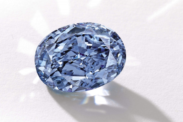 10.10-carat vivid blue diamond sold for $31.8 million