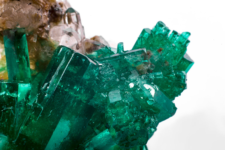 The Mohs Scale: the emerald ranks between 7.5 and 8 in the Mohs Scale | Photo: Shutterstock