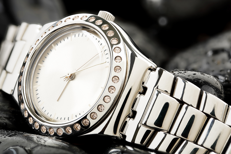Luxury watches: know how to get the best value when selling high-end timepieces | Photo: Big Stock