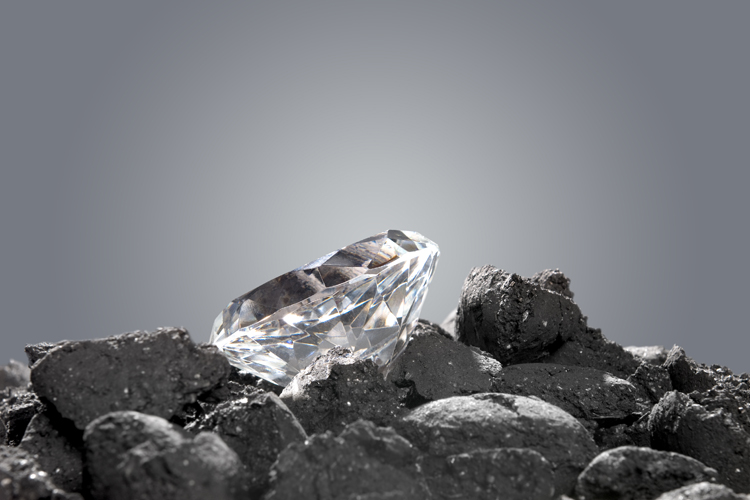 Diamonds: the Four C's determine the value of the precious stone | Photo: Bigstock